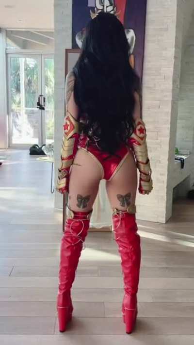 Bella tiktok loop