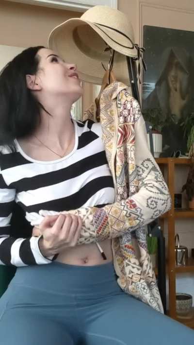 Creative Babe