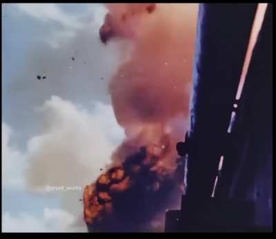Japanese kamikaze pilot strikes side of US Navy vessel 