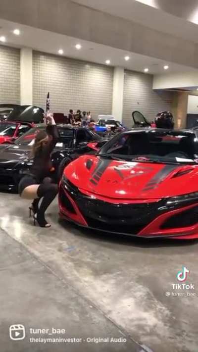I love tiktoks that include my three favorite things: boobs and JDM
