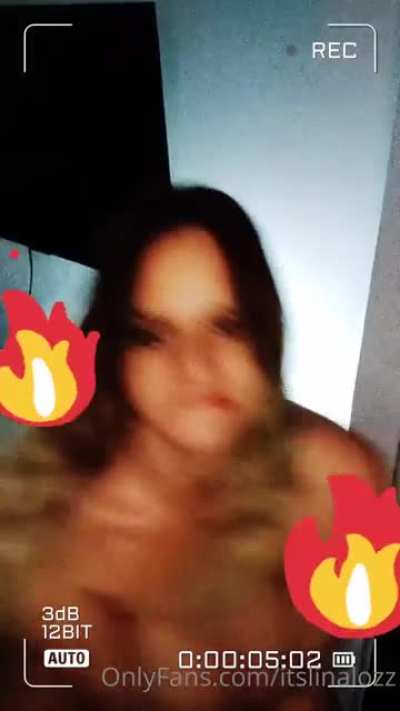 Carolina Looz...