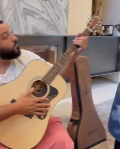 &ldquo;Dj Khaled&rdquo; attempts to pay respects to Bob Marley