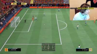 streamer gets trolled in FIFA