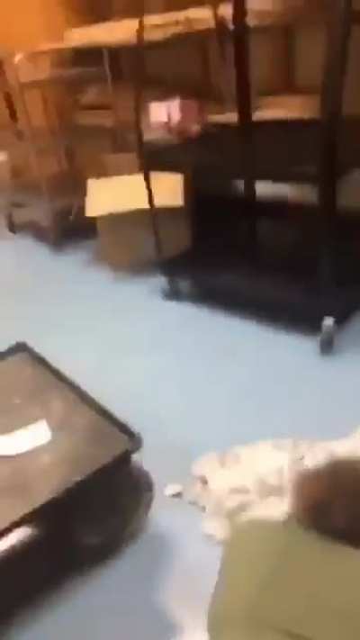 I&rsquo;m fucking her in school while her boyfriend getting jump