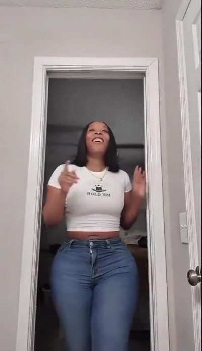All that ass in them jeans
