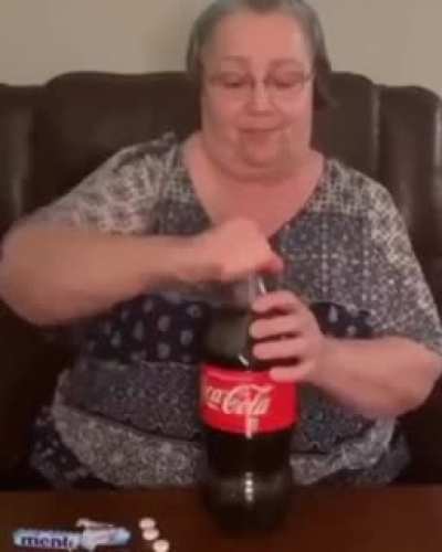 Coke &amp;amp; Mentos ft. onset diabeetus