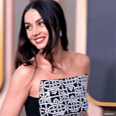 She is ❤️&zwj;🔥😭