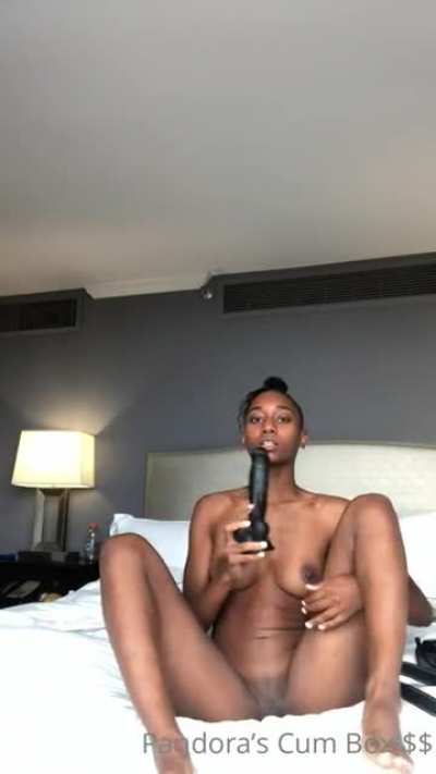 Twerking Sucking And Squirting