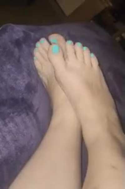 You want to cum play? 