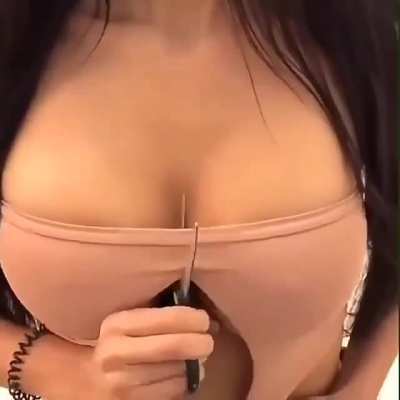She's damn hot