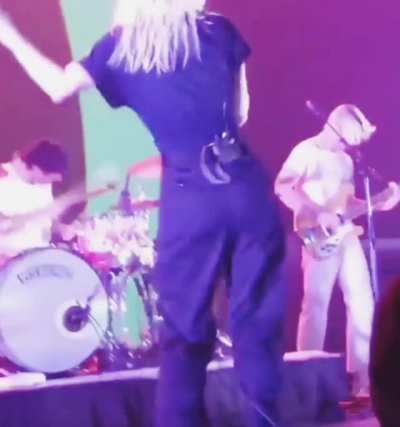Shake