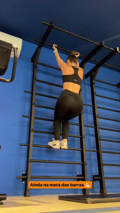 🍑💪