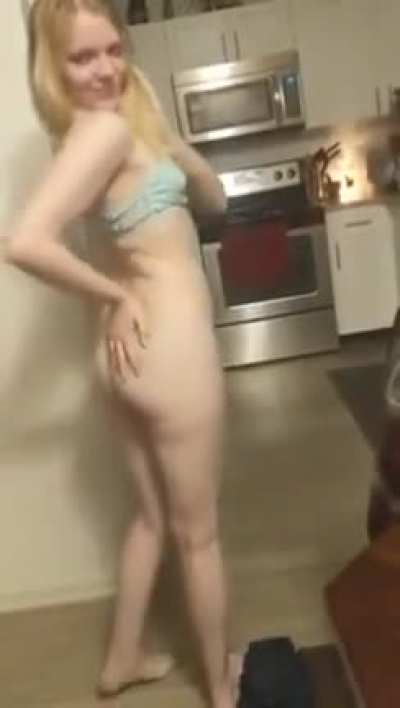 She loses at Strip-Blackjack