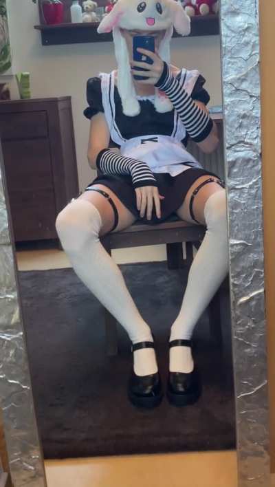 hiiiiii &amp;gt;.&amp;lt;