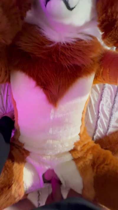 POV you couldn’t resist the alluring vixen ~ 🦊😘