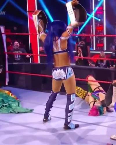 Shaking her booty