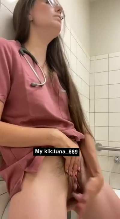 Bored and horny girl here. whoever likes this will be made so happy!