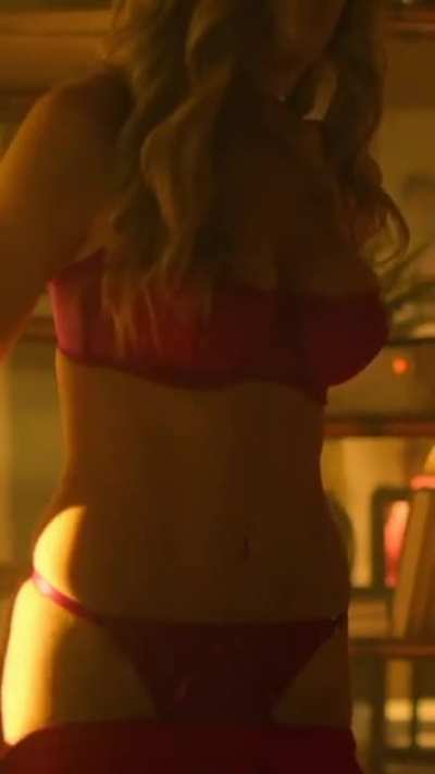 Ester Exposito.