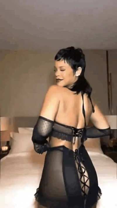 obsessed with Rihanna