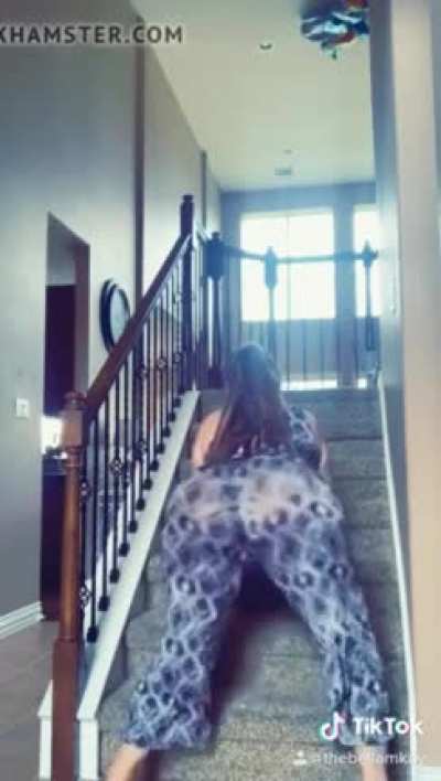 Soft & Jiggly No.179 ( OMG OMG Has To Be One Of The Best Clips I’ve Posted From The Soft & Jiggly Collection) 😱😱😱😍🍑