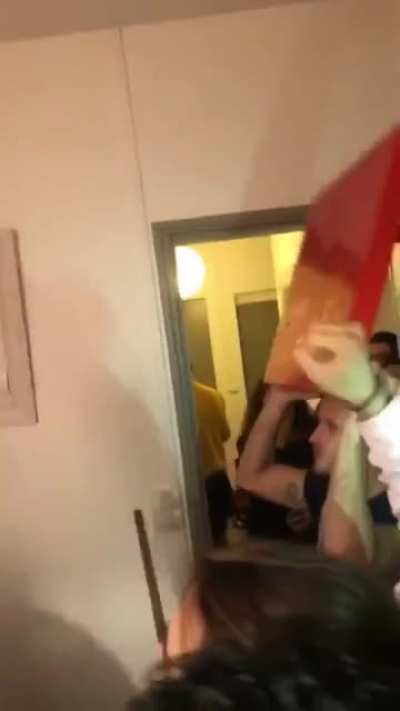 &ldquo;Table! Table! Table!&rdquo;