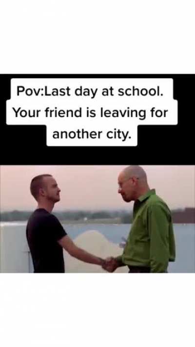 😪