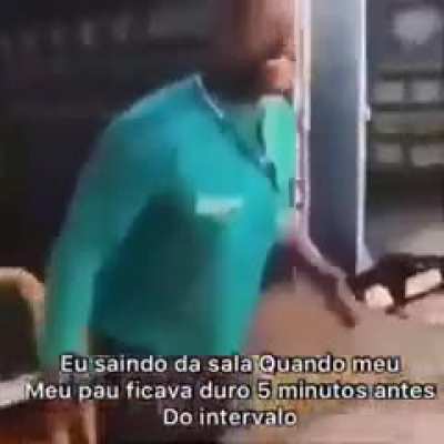 Eu n&atilde;o aguento mano aquela lousa olhando pra mim eu olhando pra ela