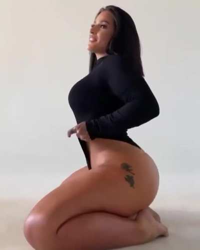 IG (@simba_gal)