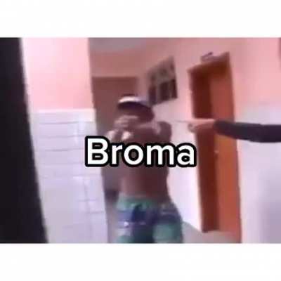 Esta para Dar&iacute;o 😡🖕🖕🖕🖕