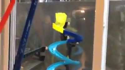 Awesome Hot Wheels track :o