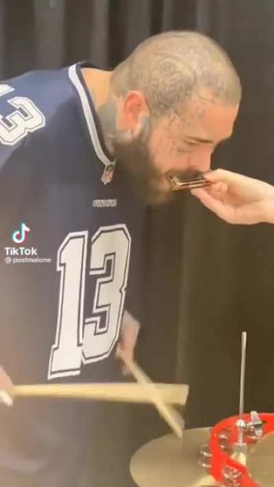 Harmonica malone