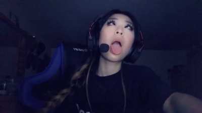 is that a Gamer Girl i hear?