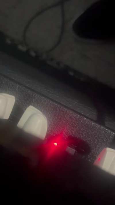 Algu&eacute;m sabe o que est&aacute; causando este problema na distor&ccedil;&atilde;o?