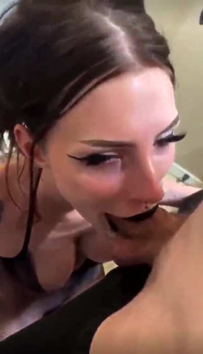 Giving her a nice throatpie
