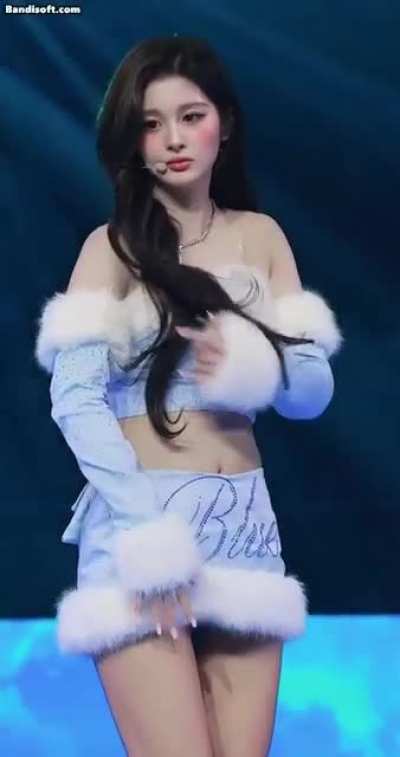 Sullyoon