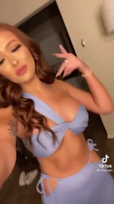 😋