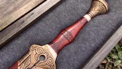 Ecyan&aacute;r, the Sharp Flame. Crafted by David DelaGaredelle at Cedarlore Forge. It&rsquo;s amazing.
