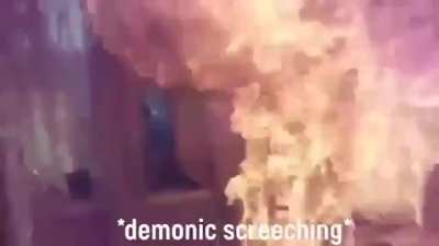 WCGW Adding water to boiling oil