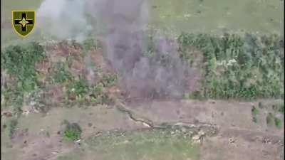 Russian FAB-250 bomb fell on a Russian position and did not detonate, upon realizing this, drone operators from the 28th Mechanized Brigade detonated the bomb with a kamikaze drone to cause damage to the Russian position. South of Kurdiumivka village, Don