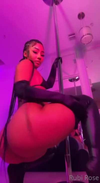Rubi rose nice thick ass &eth;&yen;&eth;&brvbar;