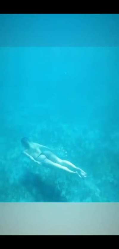 🧜&zwj;♀️