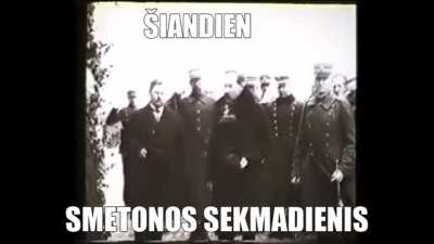 Smetoni&scaron;ka gira?