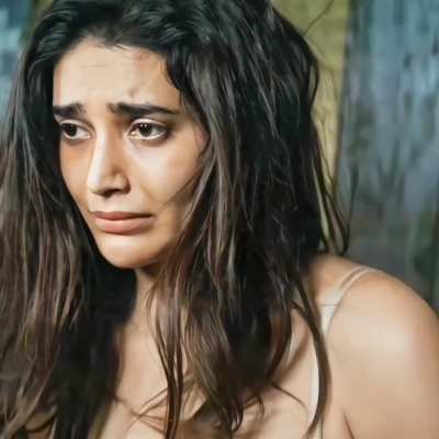 Karishma Tanna 