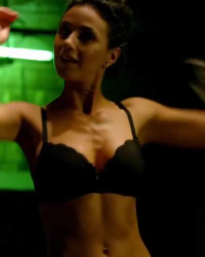 Emmanuelle Chriqui