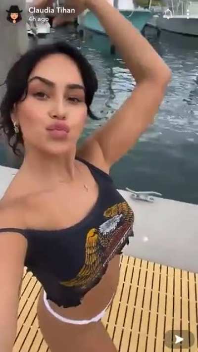She&rsquo;s so fucking slutty