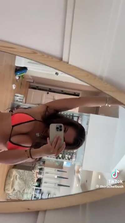 @therachelbush