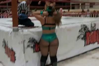 La Hiedra 🍑