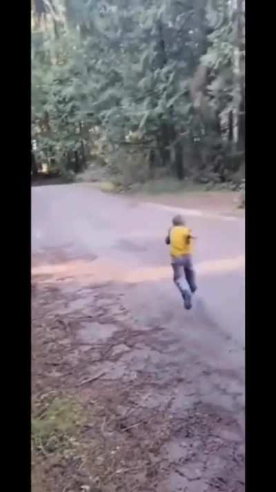 The kid is fast as fuck boi.