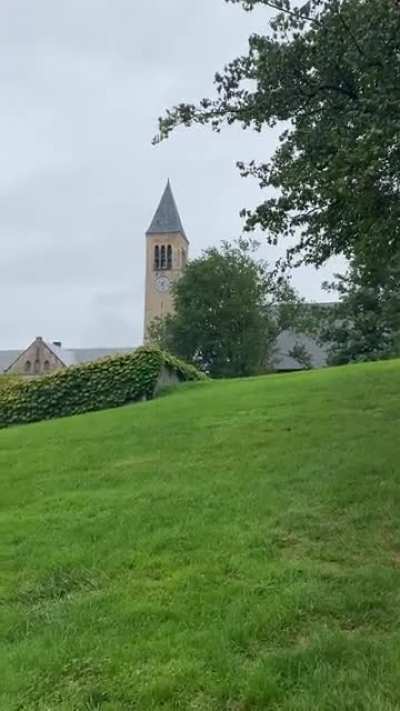 They&rsquo;re playing Megalovania on the Cornell University chimes