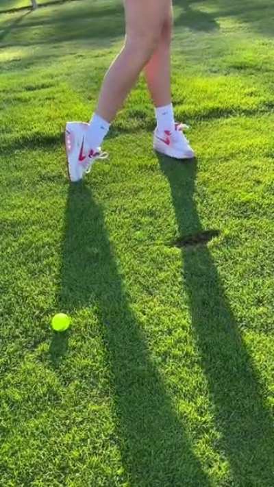 How to make a divot